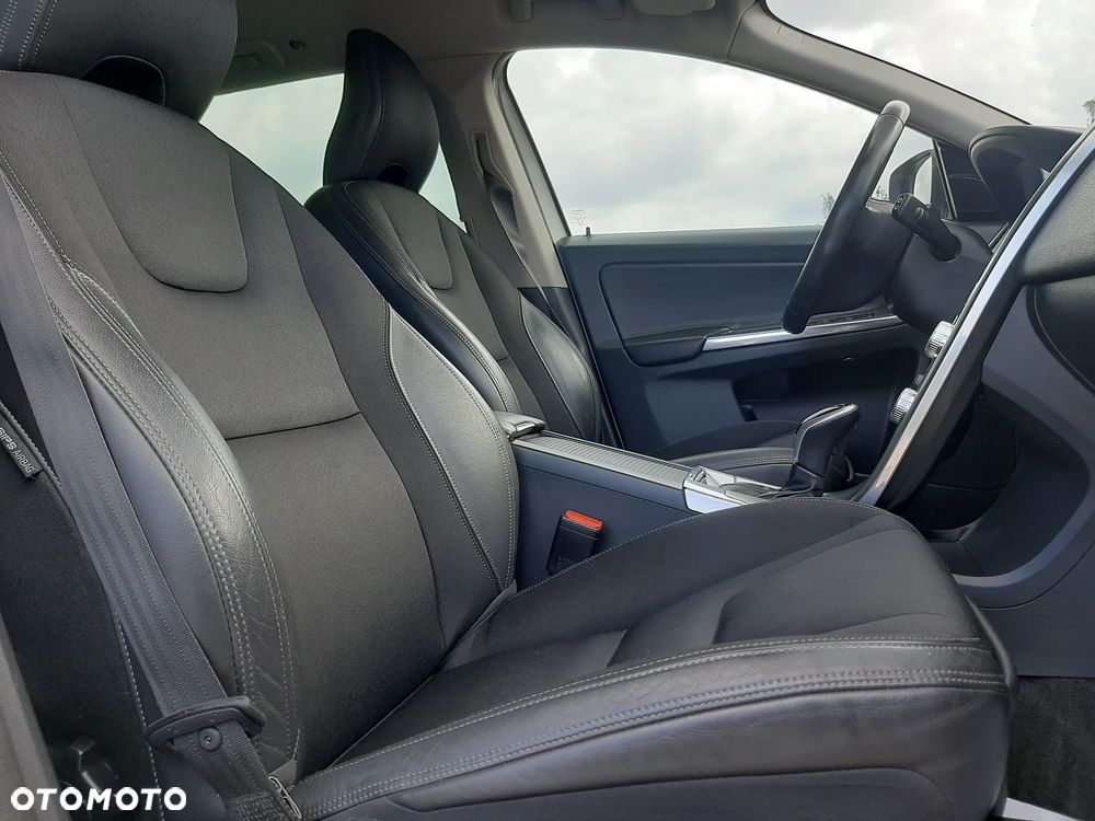 Volvo XC 60 - 28