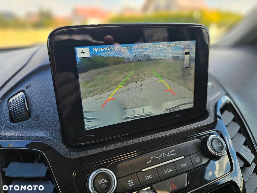 Ford Tourneo Connect Gr 1.5 TDCi Titanium - 12