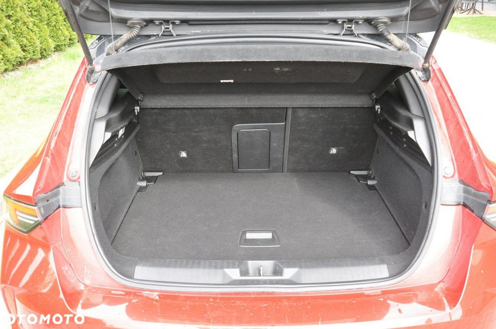 Opel Astra 1.2 T GS S&S - 9