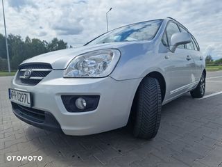 Kia Carens 2.0 CVVT Spirit