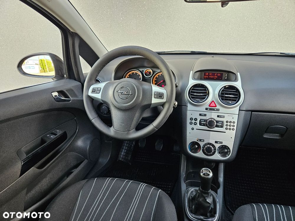Opel Corsa 1.2 16V - 26