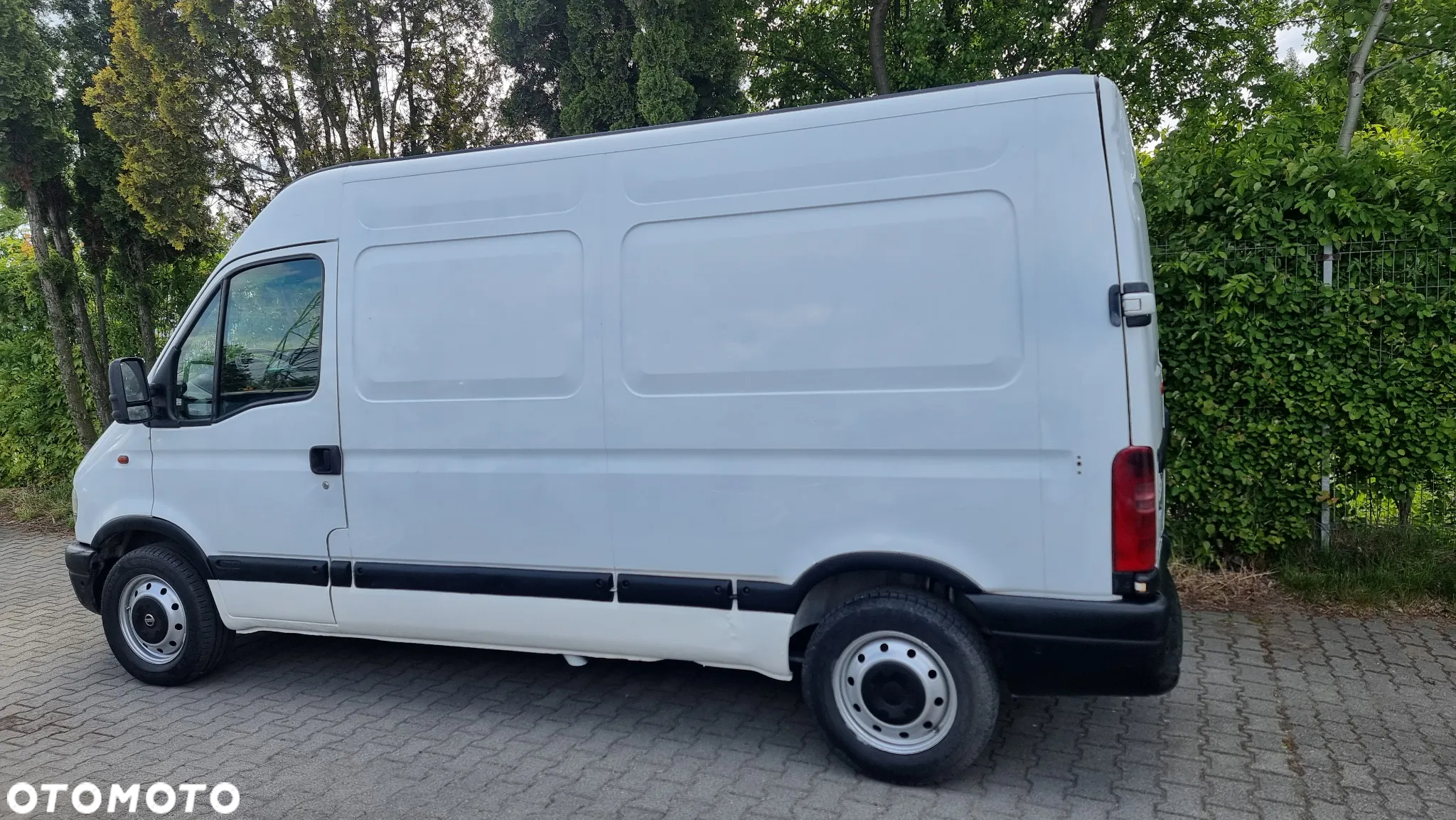 Nissan INTERSTAR - 18