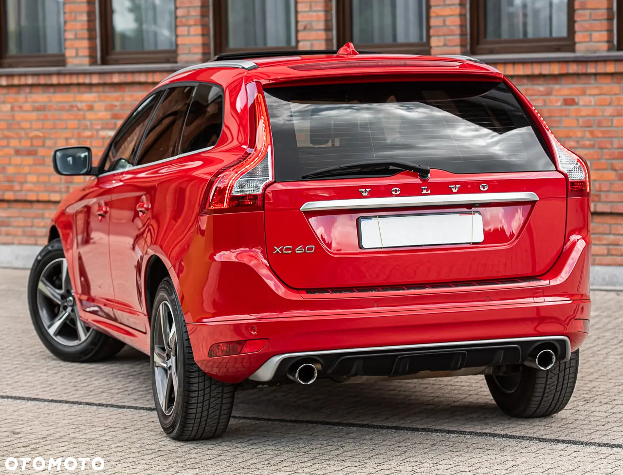 Volvo XC 60 T6 AWD R-Design Summum - 2