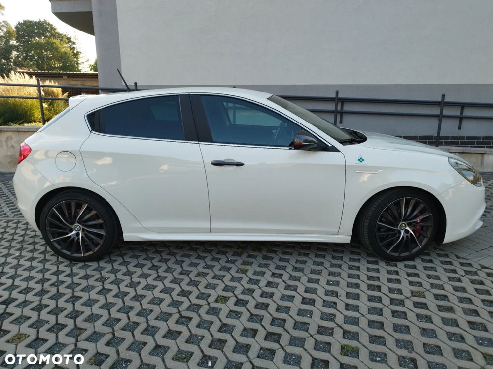 Alfa Romeo Giulietta 1750 TBi QV TCT - 6