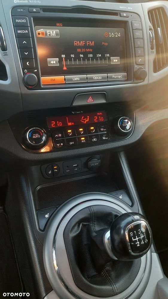 Kia Sportage - 16