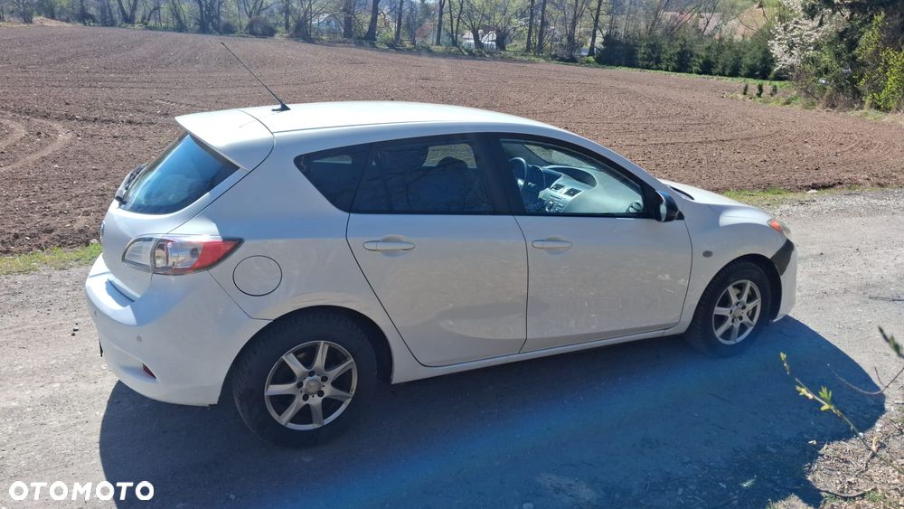 Mazda 3 1.6 CD Exclusive + - 6