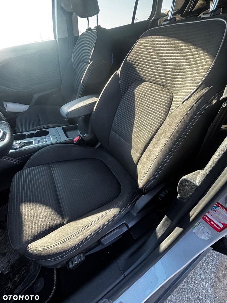 Ford Focus 2.0 EcoBlue Titanium - 12