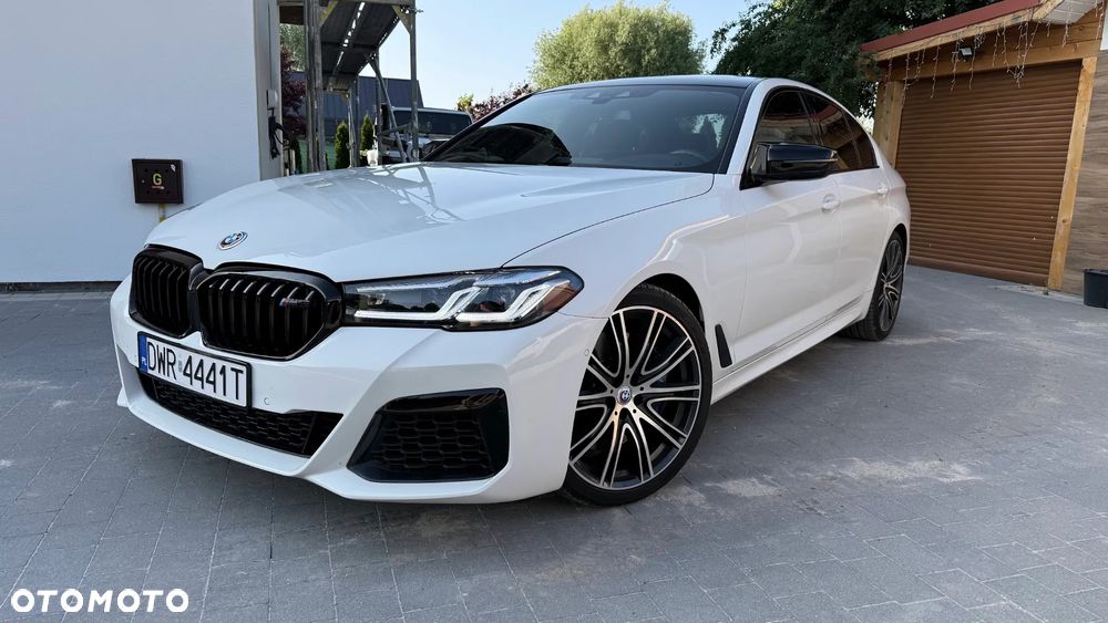 BMW Seria 5 M550i xDrive sport - 2