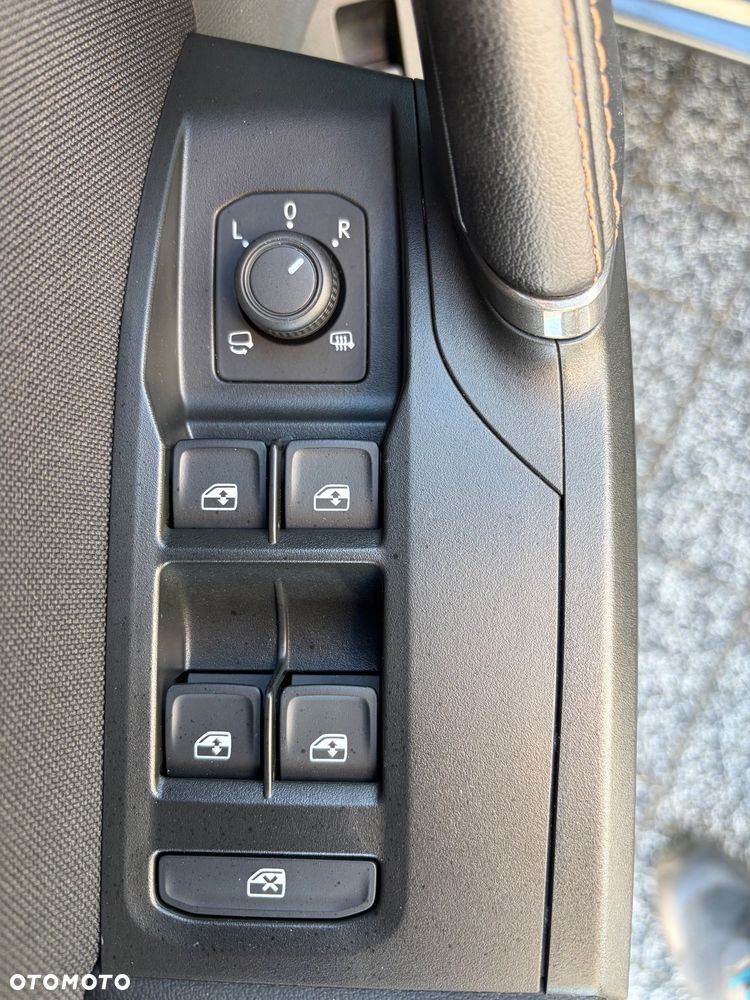 Cupra Leon 1.5 eTSI DSG - 14