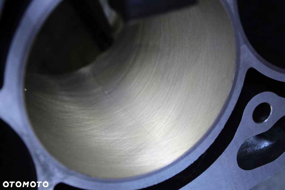 BLOK SILNIKA BMW N62B48 4.8B NOWE TULEJE REGENEROWANY E60 E61 E63 E64 E65 E66 X5 E53 X5 E70 - 6