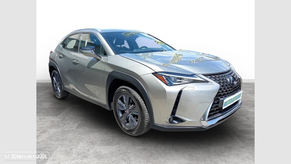 Lexus UX 250h Executive - 4
