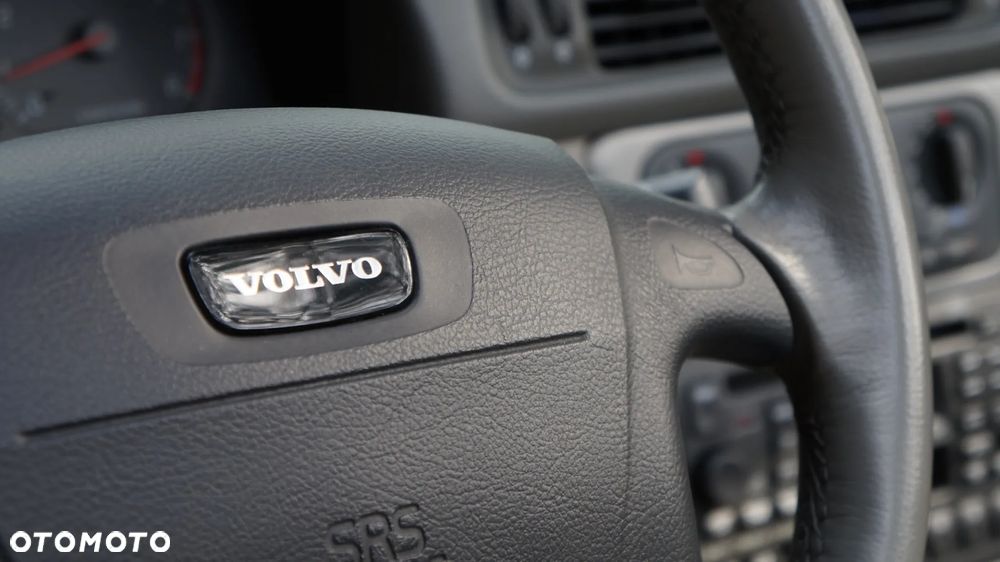 Volvo C70 2.0T - 17