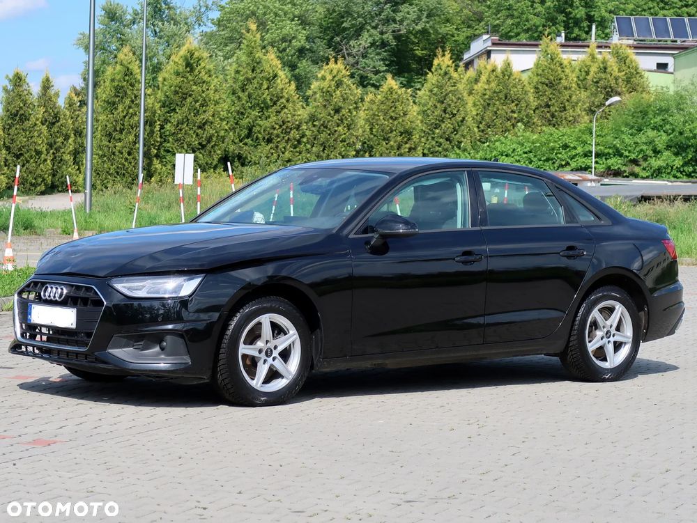 Audi A4 Limousine 35 TFSI mHEV Advanced S tronic - 1