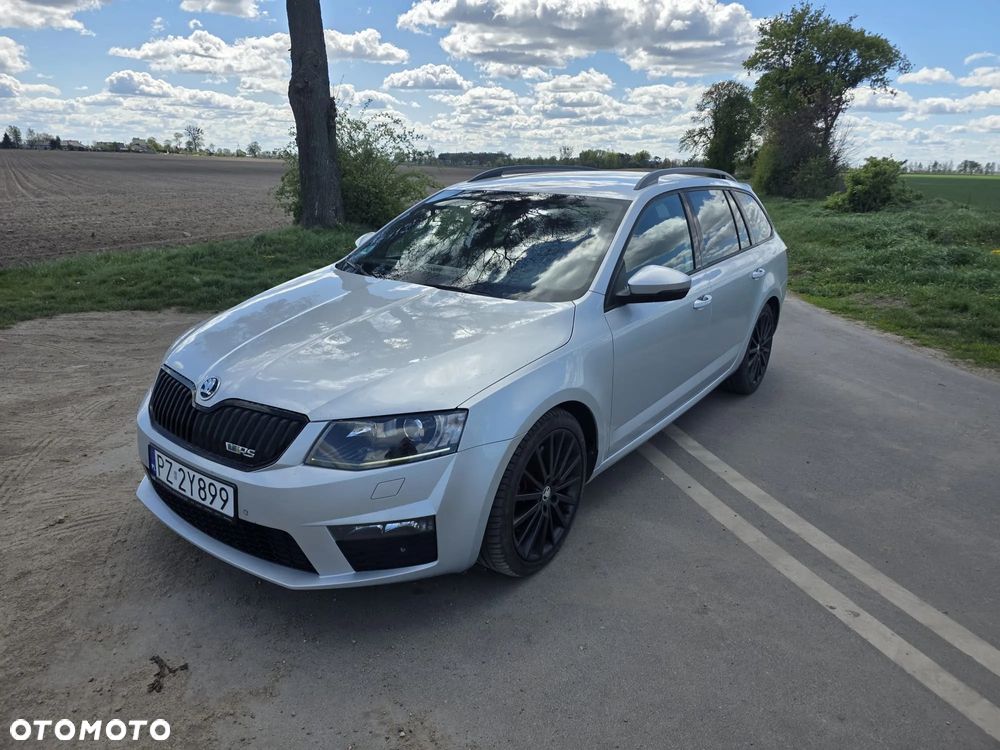 Skoda Octavia 2.0 TDI DSG RS - 1