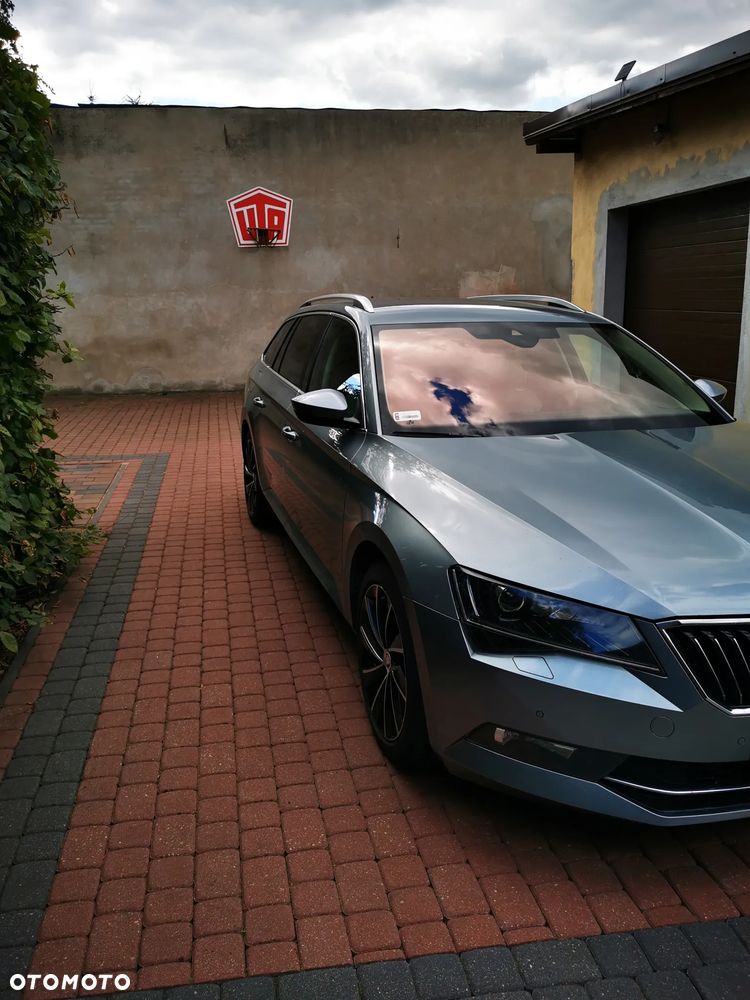 Skoda Superb 2.0 TDI SCR Ambition DSG - 3
