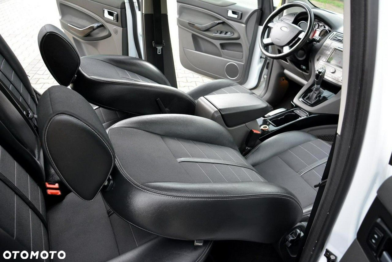 Ford Kuga 2.0 TDCi 4WD Titanium - 18