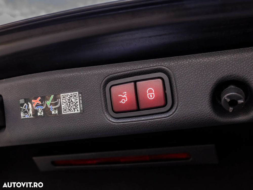 Mercedes-Benz E AMG 63 S 4Matic+ AMG Speedshift MCT-9G Final Edition - 36