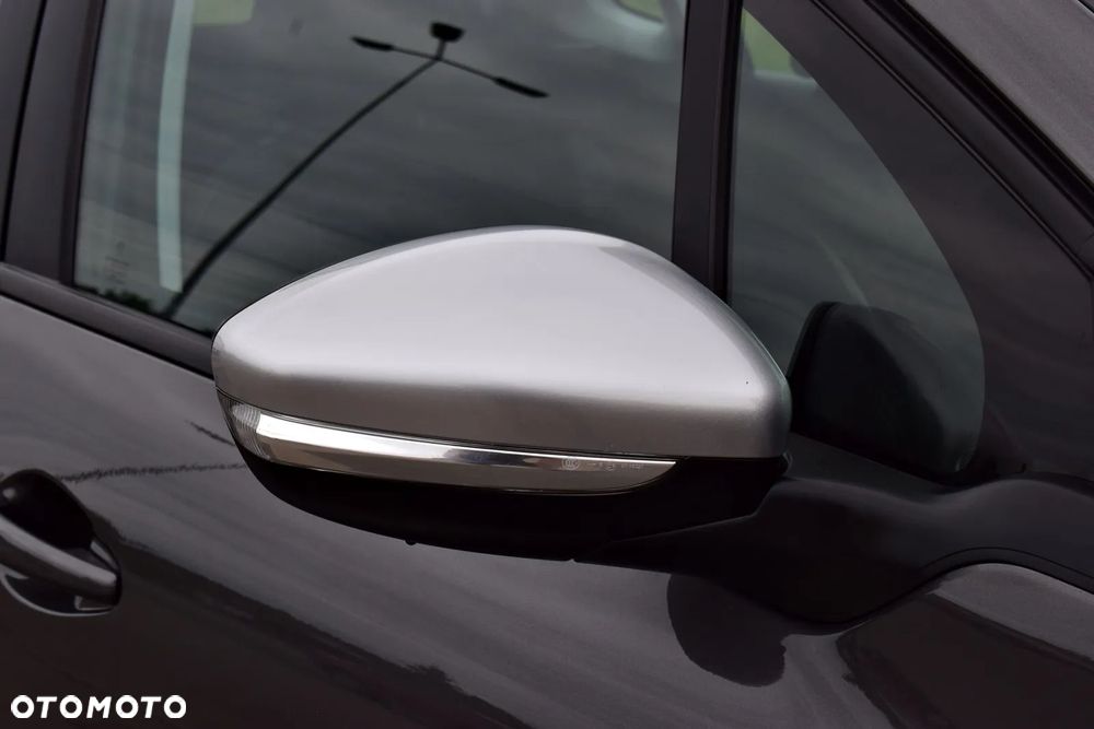 Peugeot 2008 1.2 PureTech Active S&S - 16