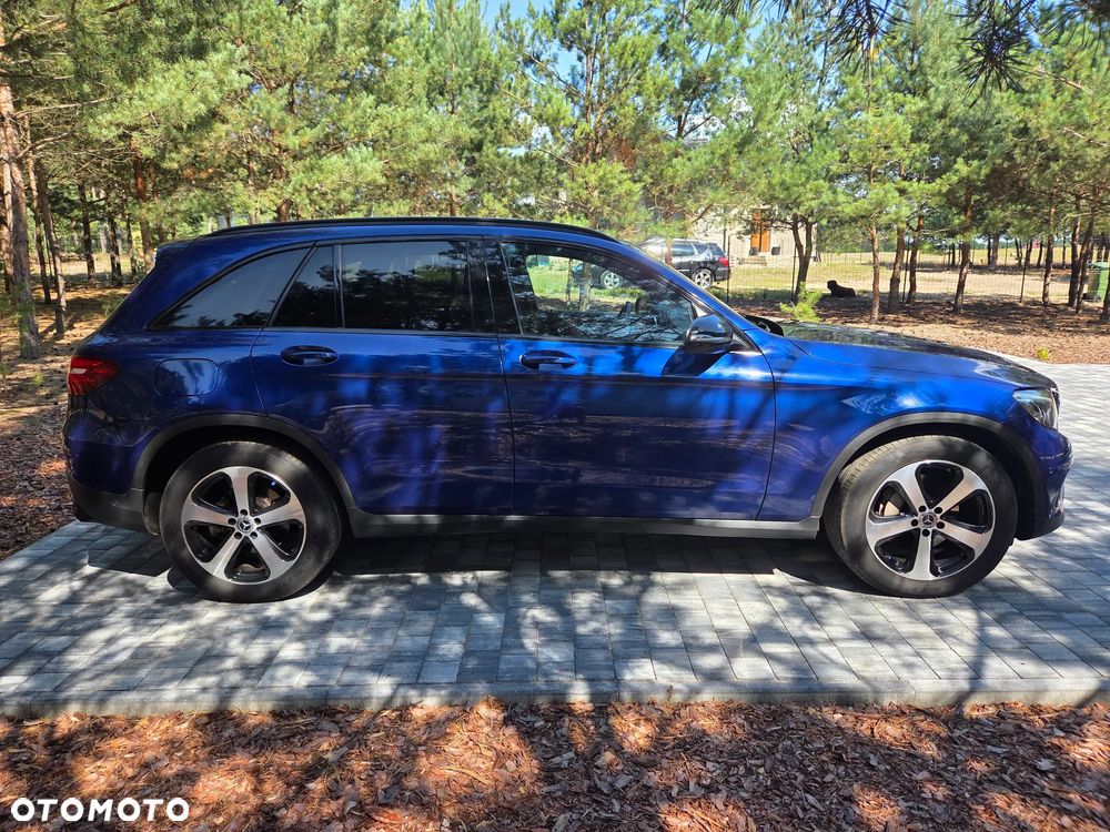 Mercedes-Benz GLC - 4