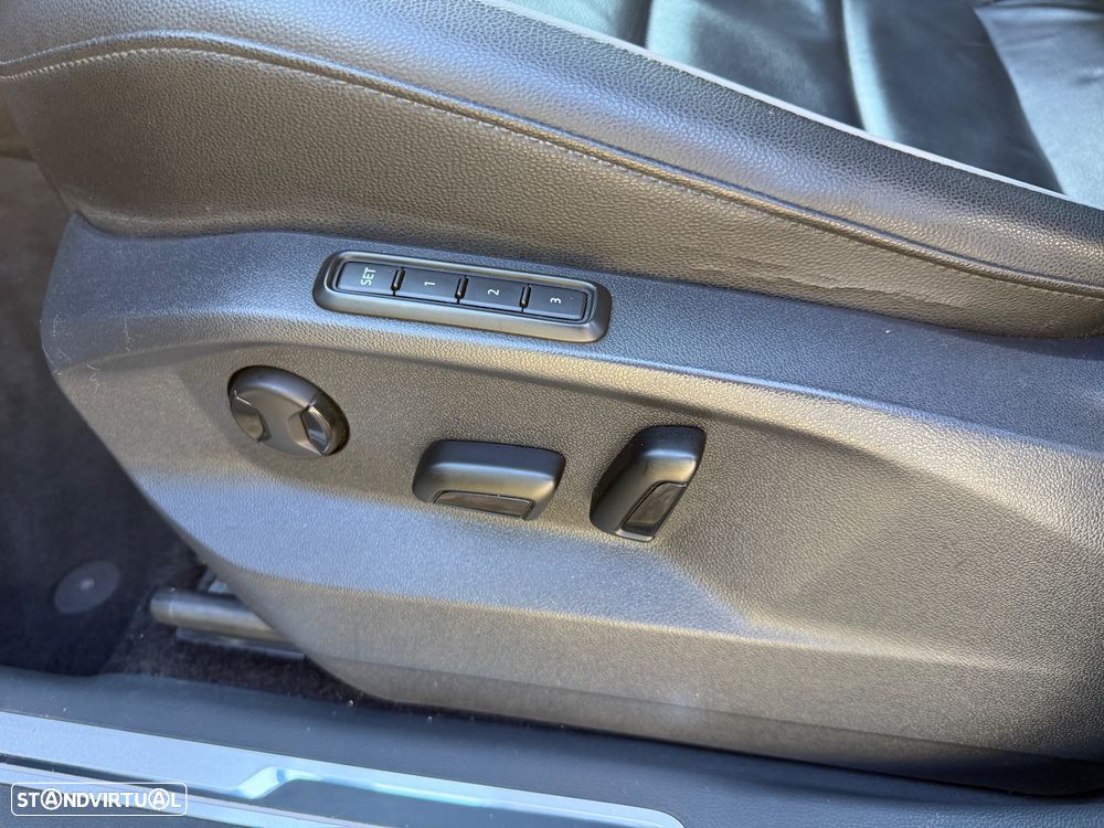 VW Tiguan 2.0 TDI Highline DSG - 16