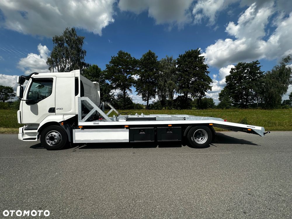 Volvo FL250 euro 6 autotransporter laweta LF4 Nowe Tacho piętro - 3