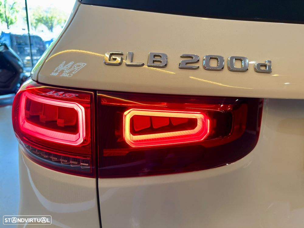 Mercedes-Benz GLB 200 d - 25