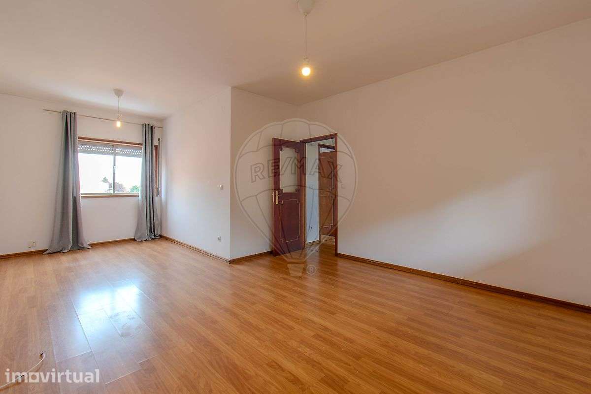 Apartamento T2 para arrendamento - Grande imagem: 3/13