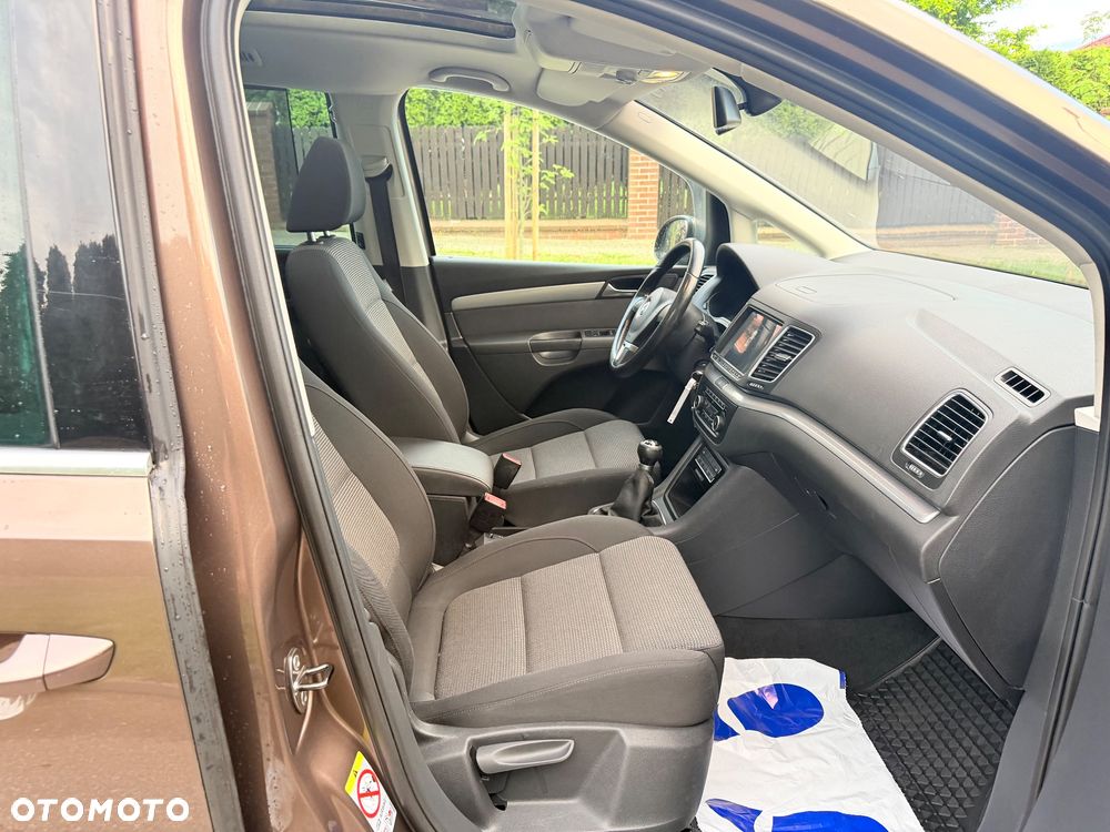 Volkswagen Sharan - 23