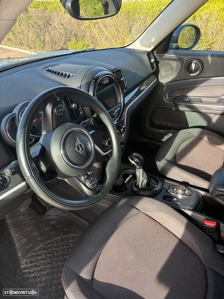 MINI Countryman Cooper SE ALL4 Auto - 5