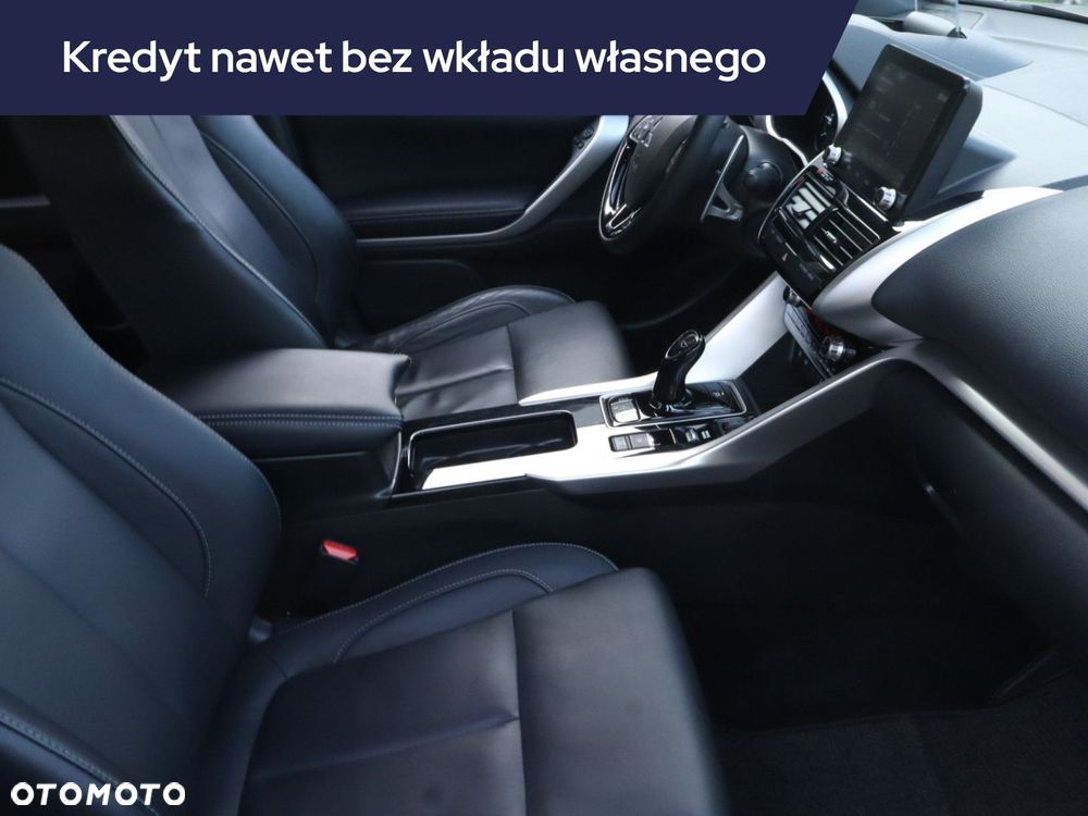 Mitsubishi Eclipse Cross - 11