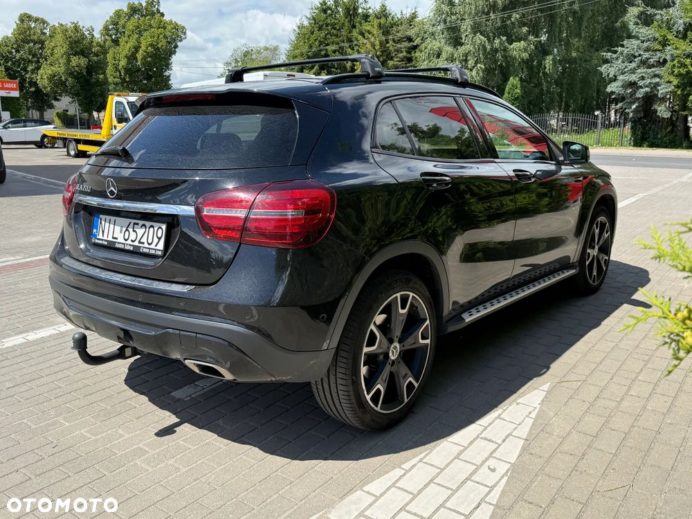 Mercedes-Benz GLA 200 7G-DCT Urban - 7