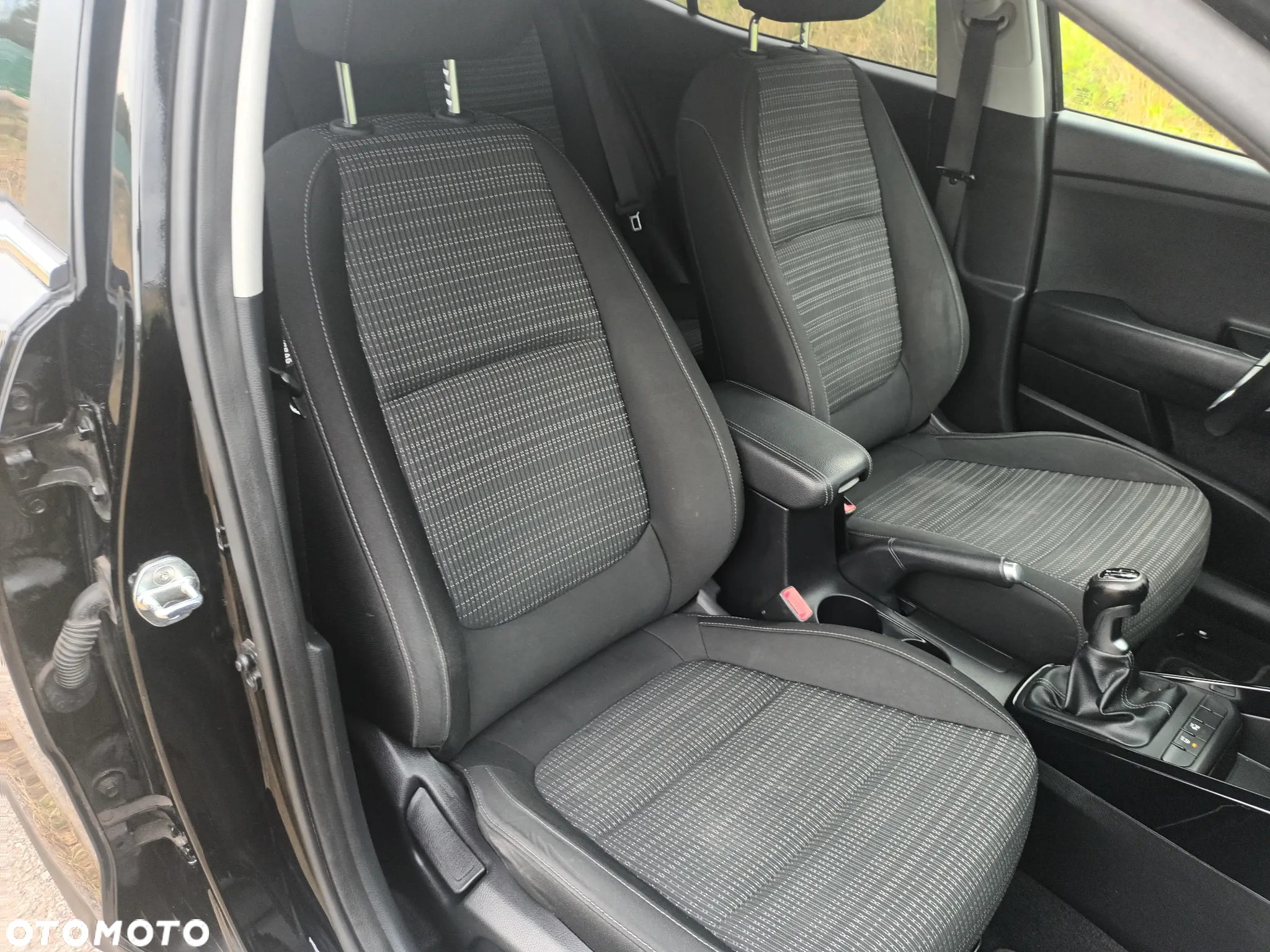 Kia Stonic 1.4 XL - 29
