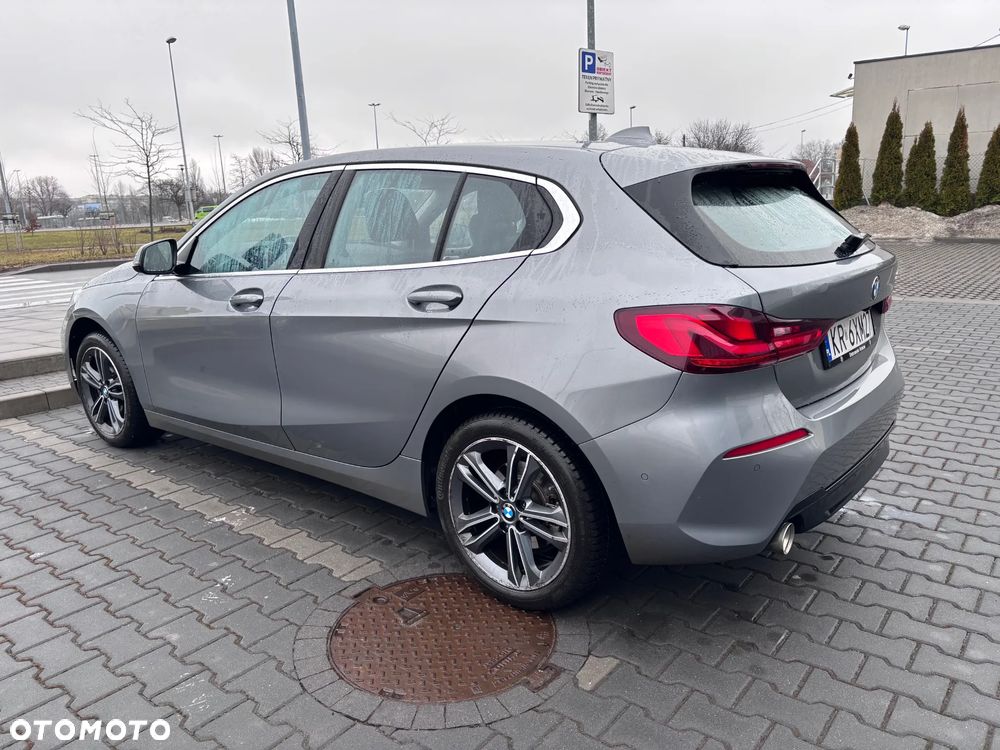 BMW Seria 1 118i Sport Line - 2
