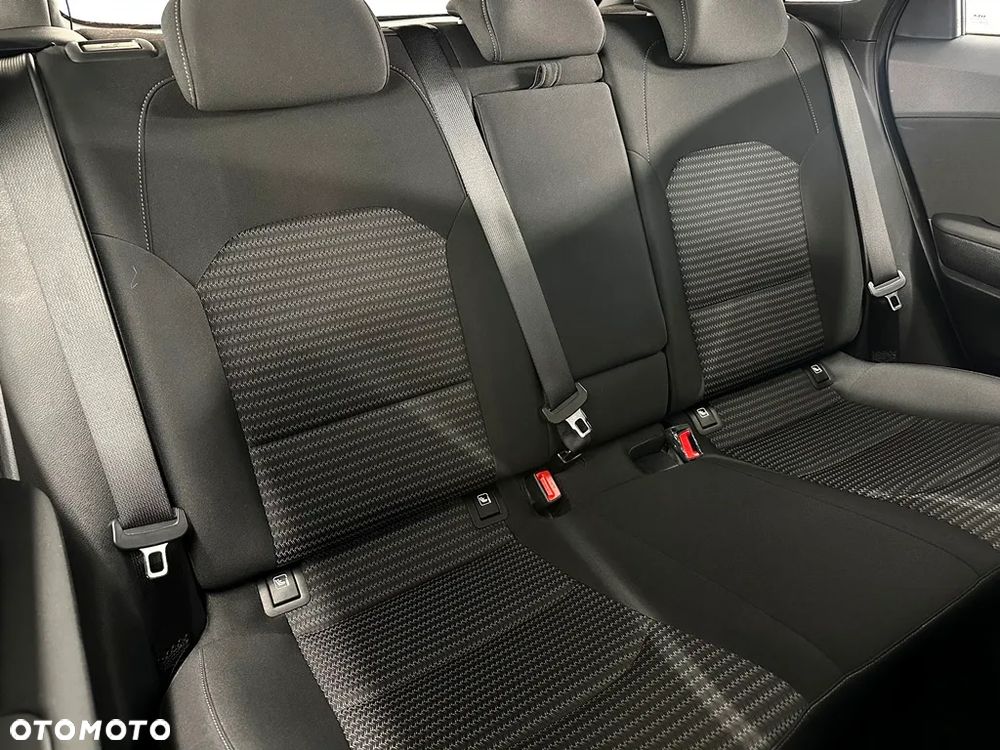 Kia Ceed 1.5 T-GDI M - 24