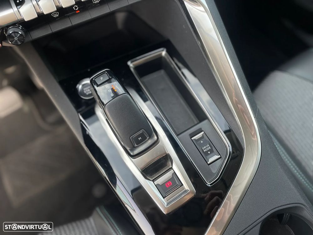 Peugeot 5008 1.5 BlueHDi Allure Pack EAT8 - 11