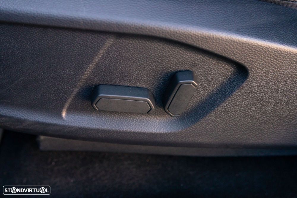 Ford Ranger 2,0 l TDCi Panther Auto Raptor - 18