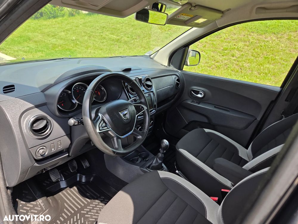 Dacia Lodgy 1.5 Blue dCi Stepway - 22