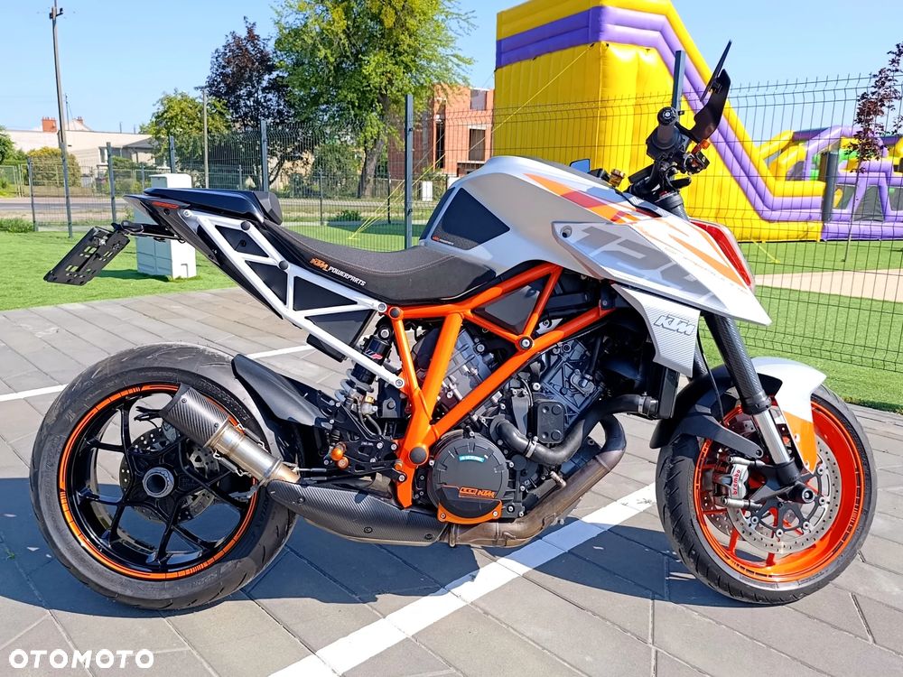 KTM Super Duke - 1