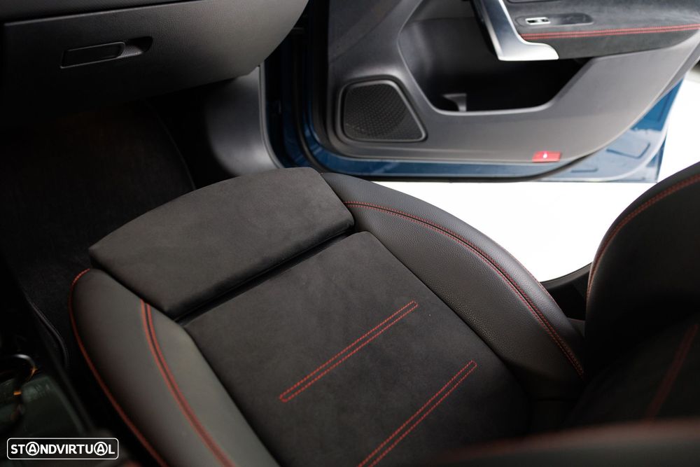 Mercedes-Benz A 250 - 26