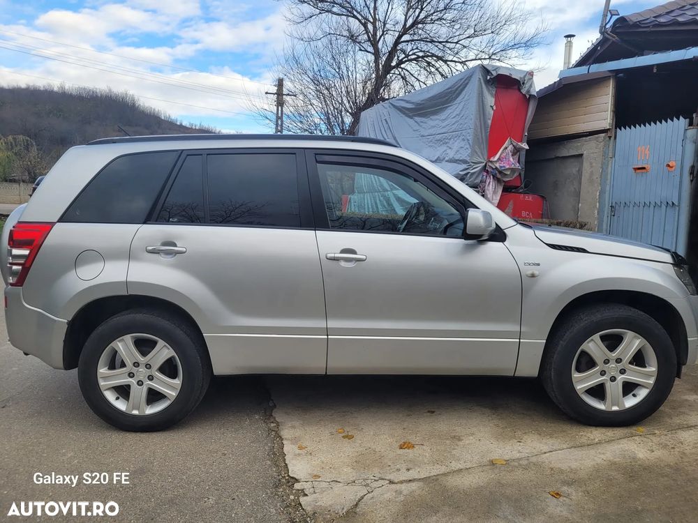 Suzuki Grand Vitara 1.9 DDIS Navi - 2