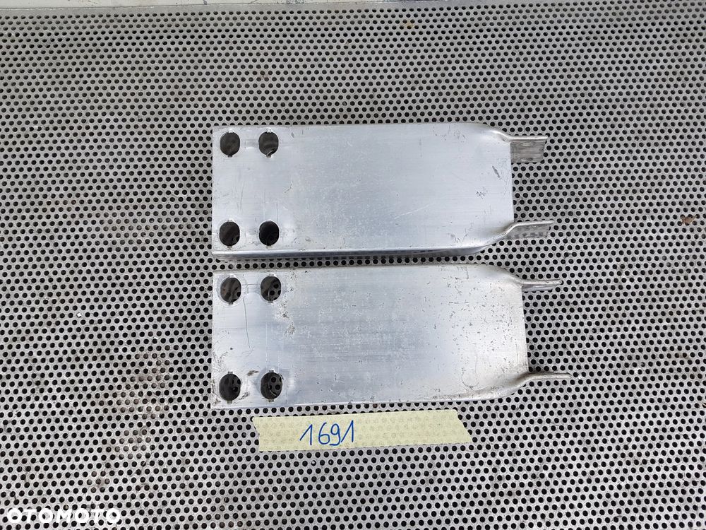 Mercedes W213 E Strefa Zgniotu Prawa Przód - 1