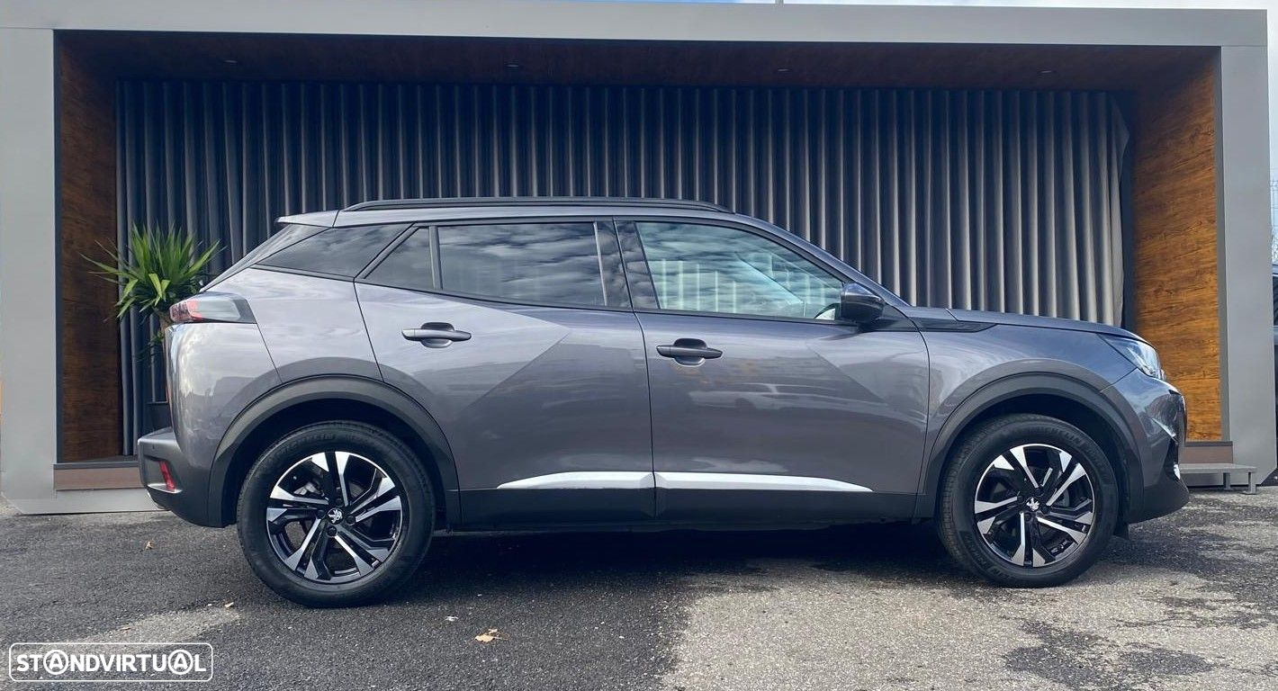 Peugeot 2008 1.2 PureTech Allure EAT8 - 3