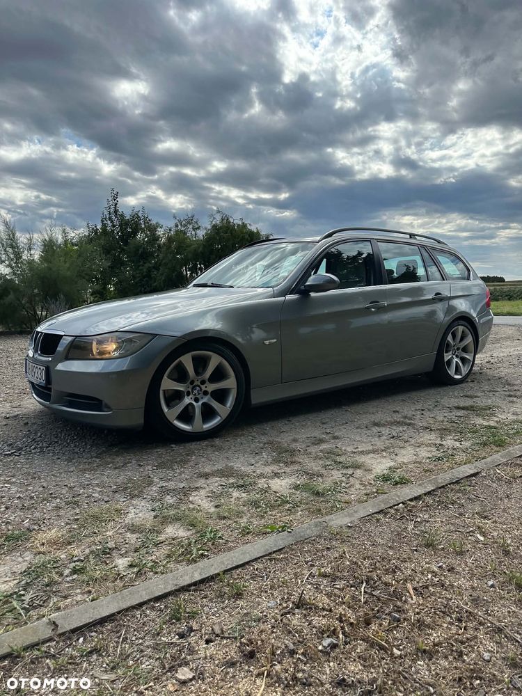 BMW Seria 3 330d - 1