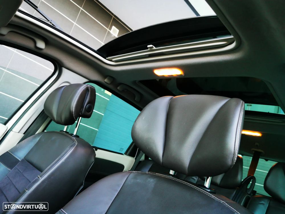 Renault Grand Scénic dCi 110 LIMITED - 3