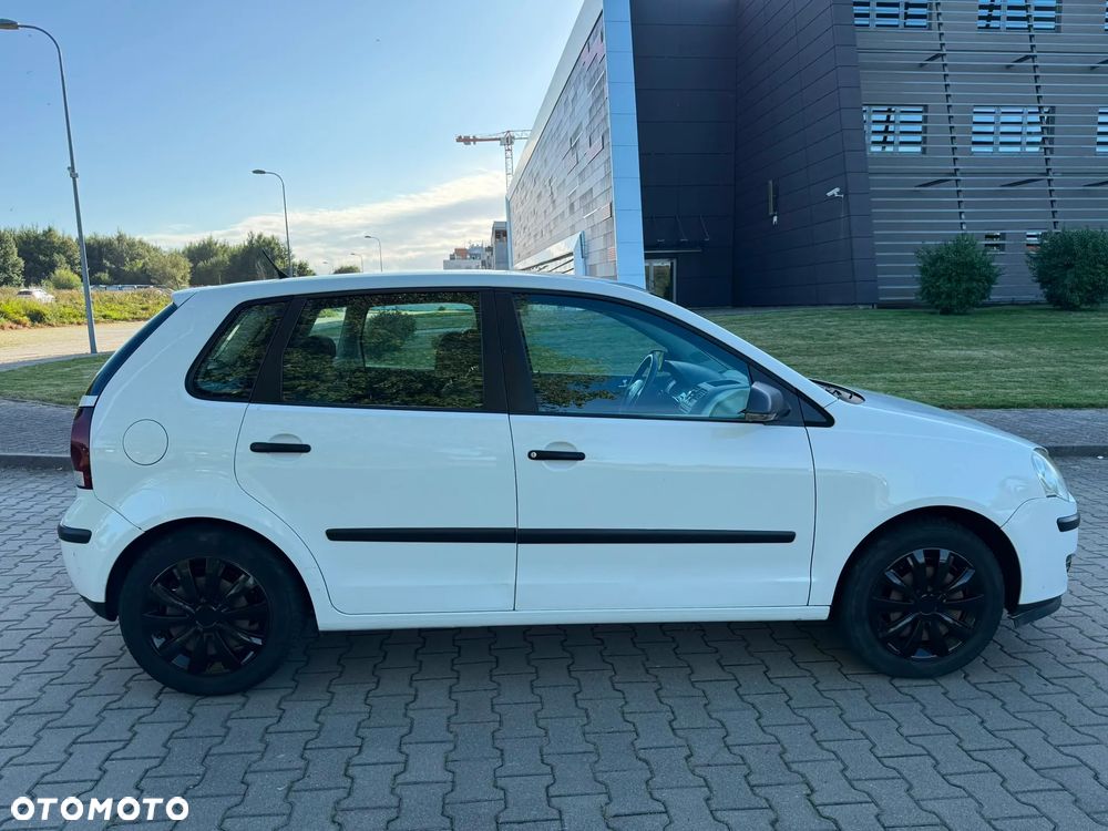 Volkswagen Polo - 3