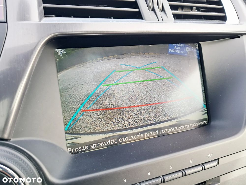 Citroën DS5 2.0 HDi Hybrid4 SoChic MCP - 29