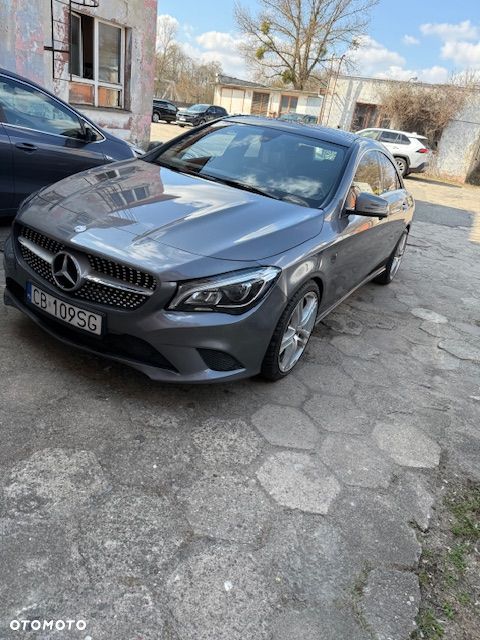 Mercedes-Benz CLA 250 7G-DCT - 2