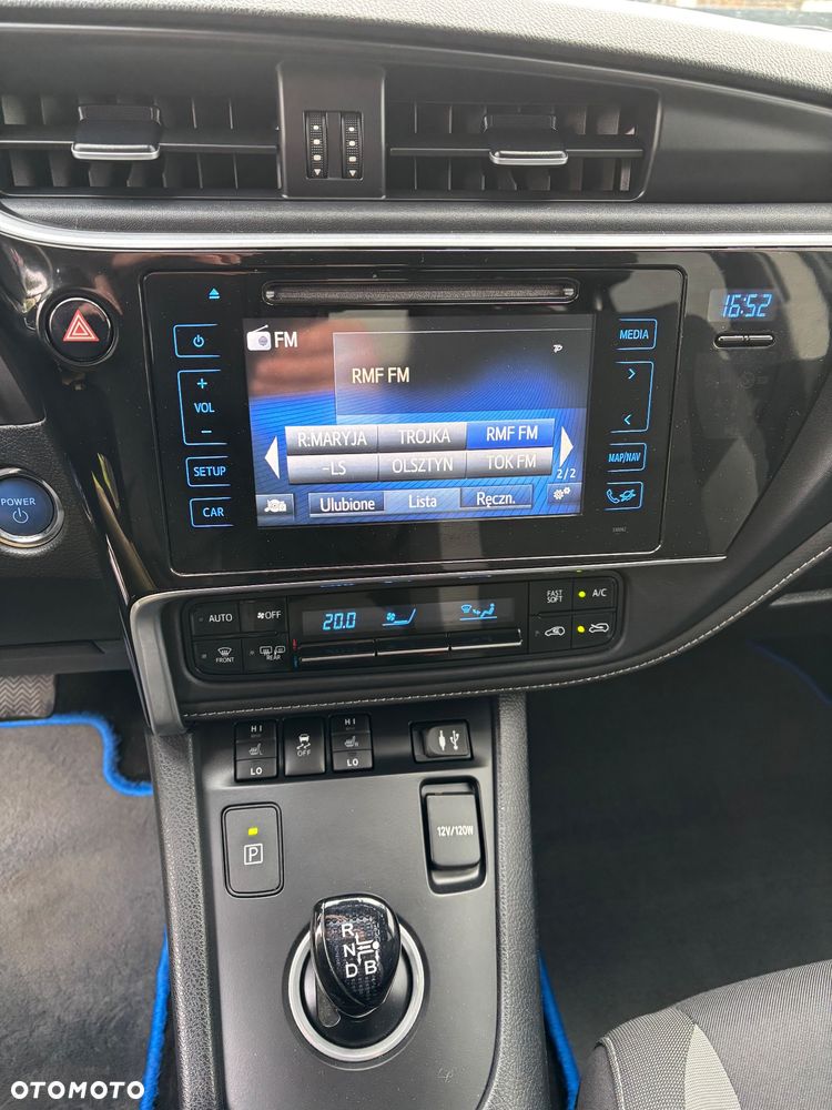 Toyota Auris 1.8 HSD Prestige NAVI - 20