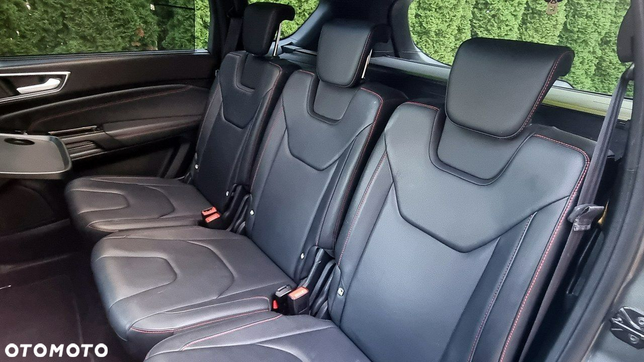 Ford S-Max - 28