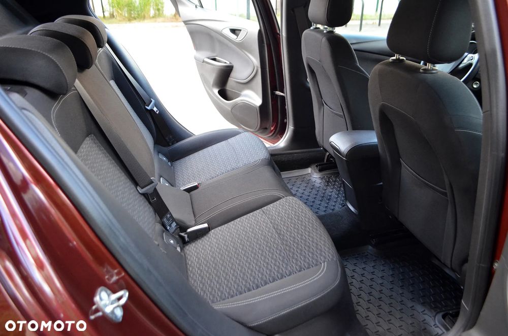 Opel Astra 1.4 T Dynamic - 17
